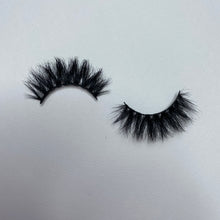 Load image into Gallery viewer, Dolly Lash

