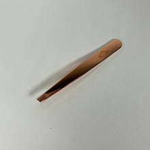 Load image into Gallery viewer, Brow Tweezers
